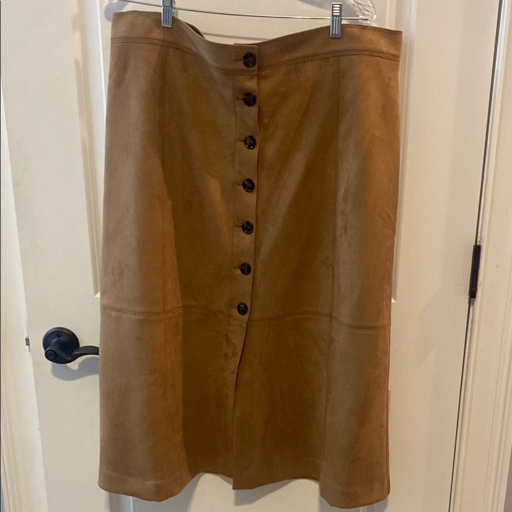 Ann Taylor Sz 18 suede looking Button-Down Skirt